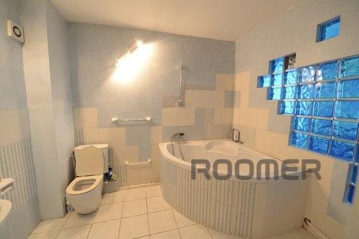 Four large apartment, Tyumen - apartment by the day