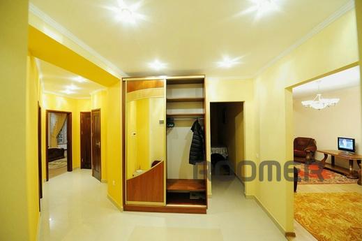 3-bedroom apartment, Truskavets - apartment by the day