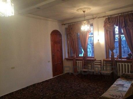 big house for the company to 15 people, Odessa - apartment by the day