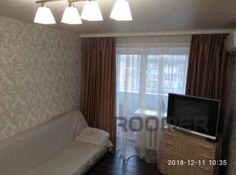 1 ком. ул.Победы, Сталеваров, Мед инстит, Запорожье - квартира посуточно