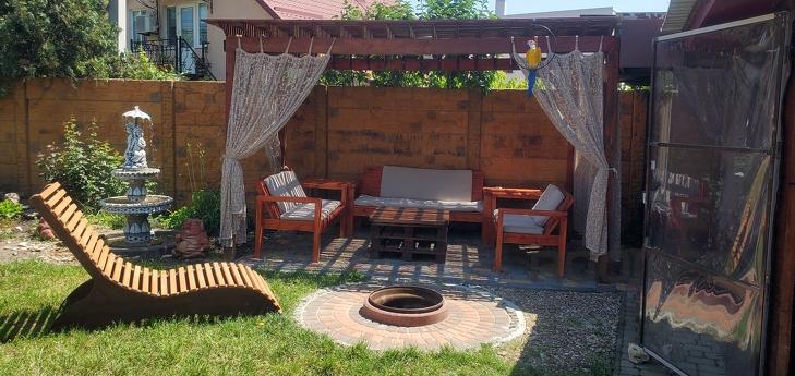 I rent a summer house, Chernomorsk (Illichivsk) - apartment by the day