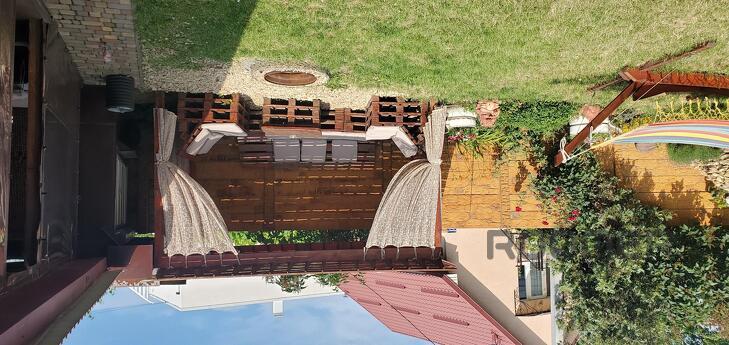 Small house by the sea, Chernomorsk (Illichivsk) - apartment by the day