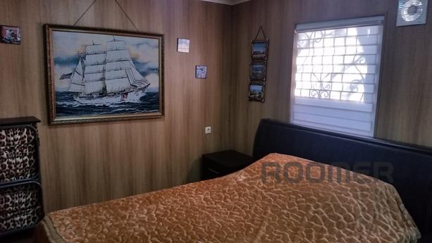 I rent a summer house, Chernomorsk (Illichivsk) - apartment by the day