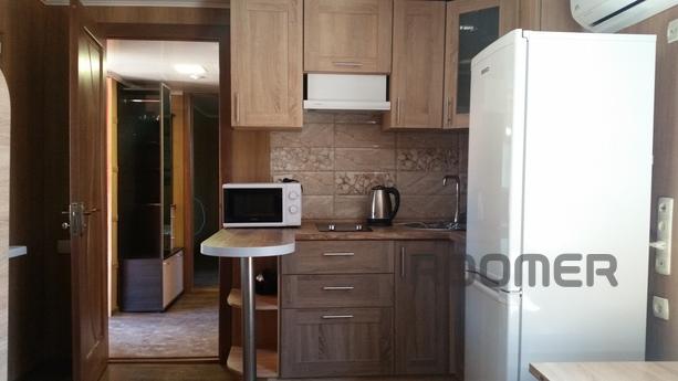Small house by the sea, Chernomorsk (Illichivsk) - apartment by the day