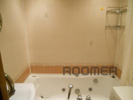 1 bedroom apartment for rent, Tyumen - apartment by the day