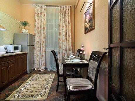 Luxury Apartment for Rent, Yekaterinburg - apartment by the day