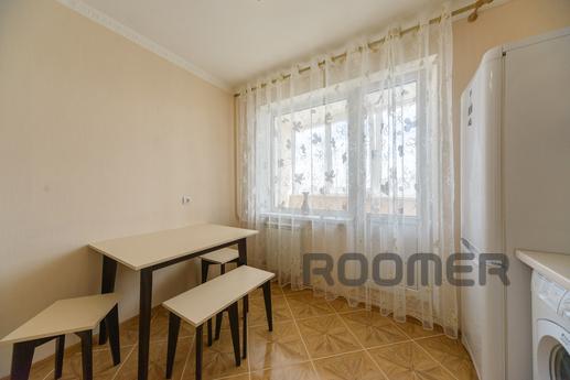 2 bedroom apartment, Kyiv - apartment by the day