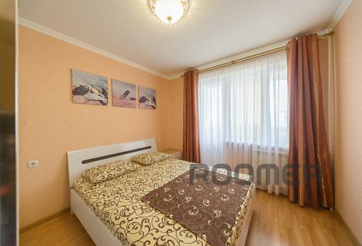 2 bedroom apartment, Kyiv - apartment by the day