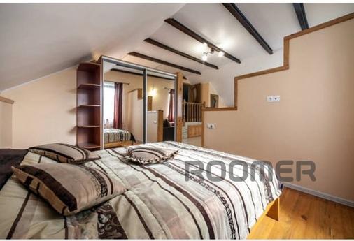 Proponuєmo-studіyu apartment in a family house on vul.Remіsn