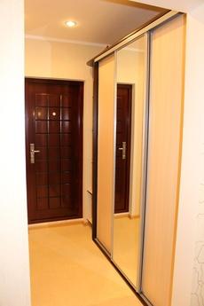 1 bedroom apartment at the railway, Yekaterinburg - apartment by the day