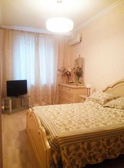 Предлагаем в аренду посуточно или на длительно красивую 2-х 