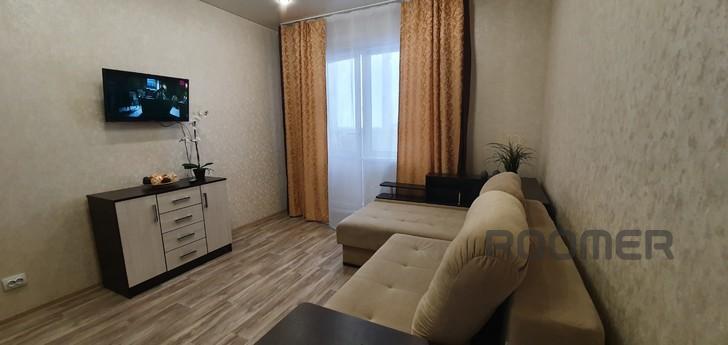 Studio on Tyumen tract 6/1 shopping cent, Surgut - apartment by the day