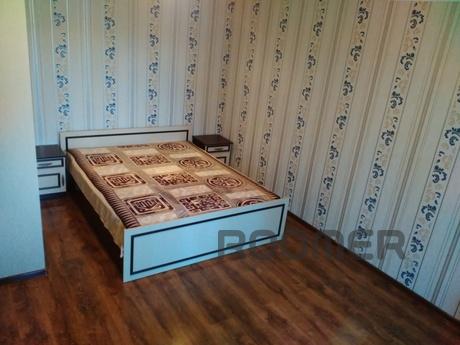 Superovaya apartment near the train station, modern renovati