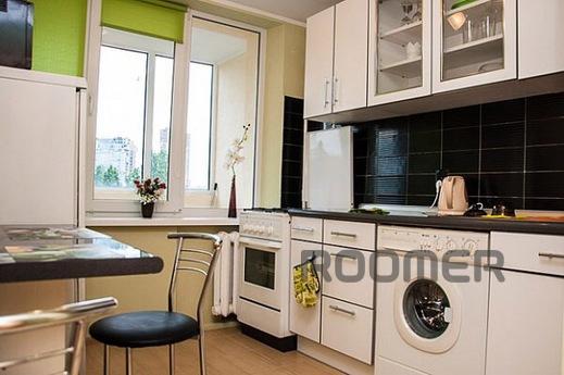 Apartment for rent, proprietress, Yekaterinburg - apartment by the day