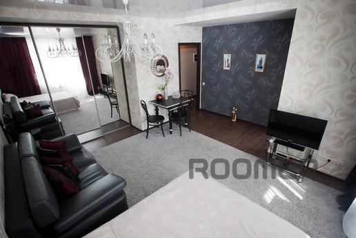 The apartment with the repair center, Saratov - apartment by the day