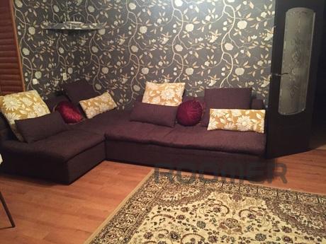 Cozy nice apartment near the railway station. Nearby is a tr