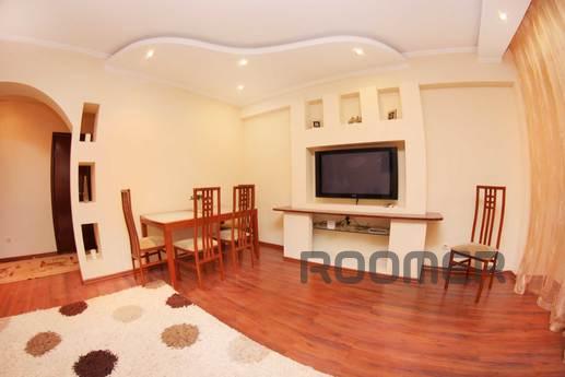 Lovely apartment in the heart of Almaty, Almaty - apartment by the day