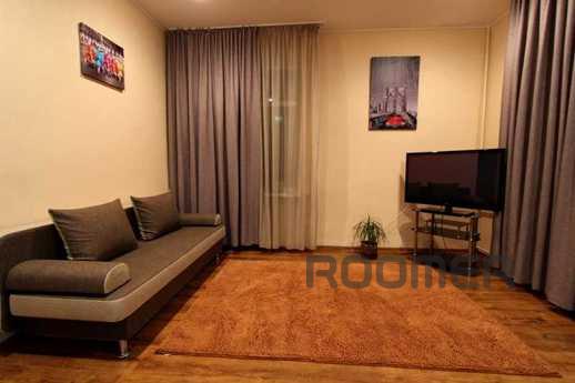 Rent one-bedroom apartment in the city center. 4 beds. The v