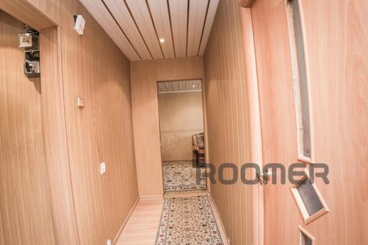 One bedroom apartment in the center, Kemerovo - apartment by the day