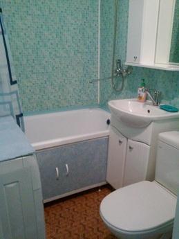 One bedroom apartment in the center, Izhevsk - apartment by the day