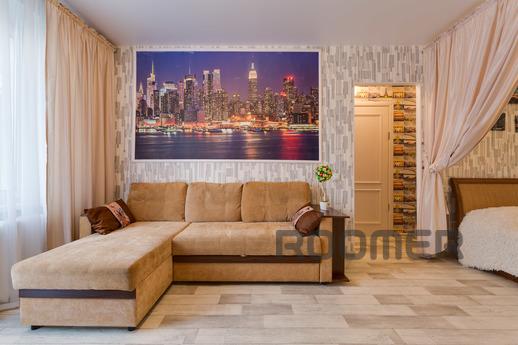 1 bedroom apartment near the metro, Moscow - apartment by the day