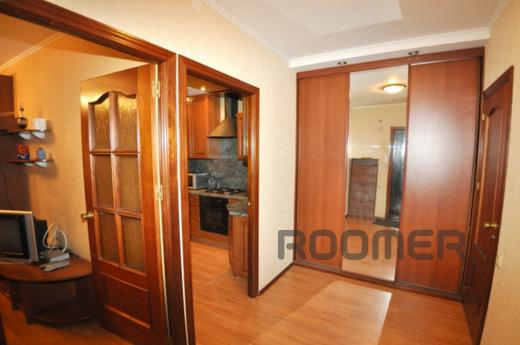 1 bedroom apartment in the central area, Kemerovo - apartment by the day