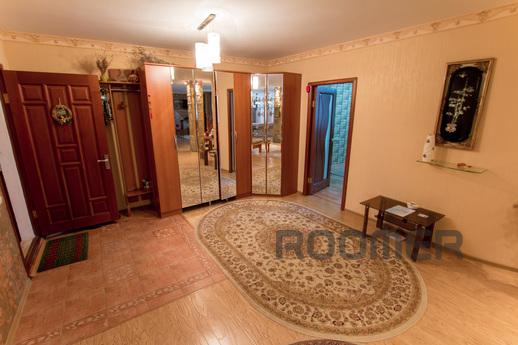 It offers luxury apartments!, Aktobe - apartment by the day