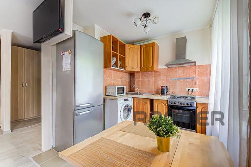 Cozy apartment near the metro, Moscow - apartment by the day