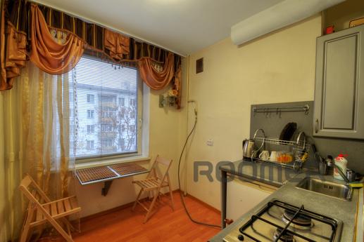 Apartments on Nagorny Boulevard, Moscow - apartment by the day