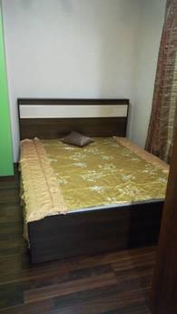 2 bedroom apartment for rent, Tyumen - apartment by the day
