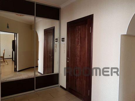 3 bedroom apartment for rent, Aktobe - apartment by the day