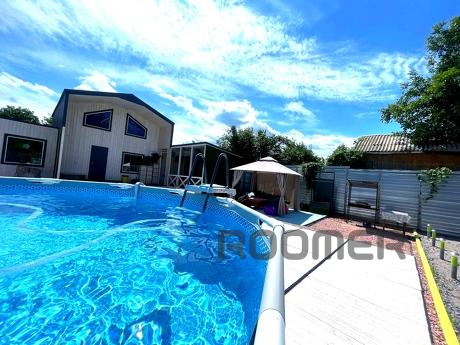 Rent a similar apartment in Kiev with a swimming pool, Kyiv - apartment by the day