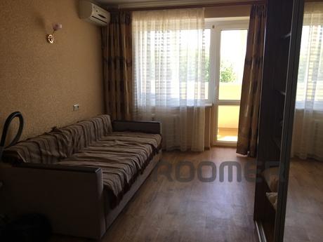 Rent holidaymakers 3 tiru by the sea, Chernomorsk (Illichivsk) - apartment by the day