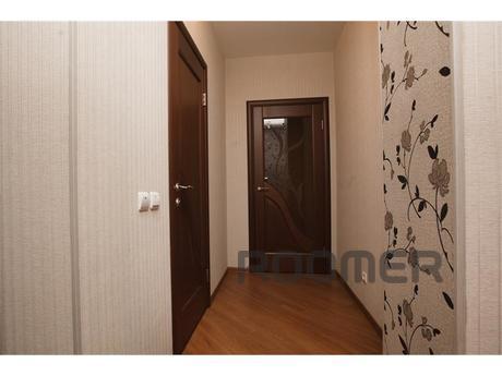 Rent one-room apartment in the center, Yekaterinburg - apartment by the day