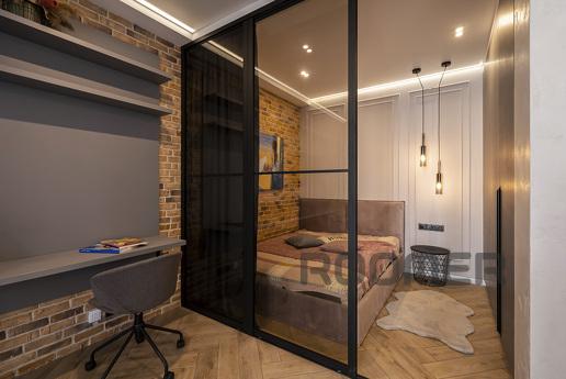 Studio 42 sq.m. Residential complex New England, Kyiv - apartment by the day