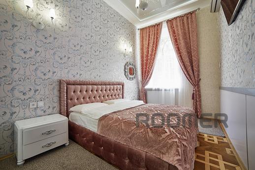 2-room VIP apartment in the center, Lviv - apartment by the day