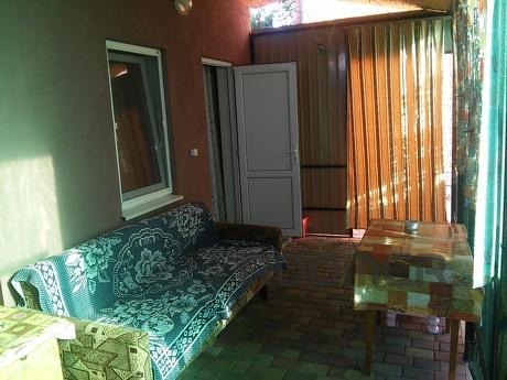 Rooms in the private sector, Chernomorsk (Illichivsk) - apartment by the day