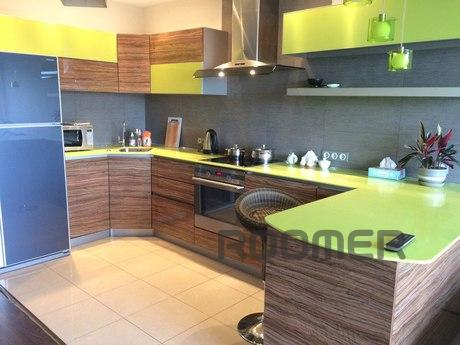 One-bedroom apartment in Malysheva, Yekaterinburg - apartment by the day