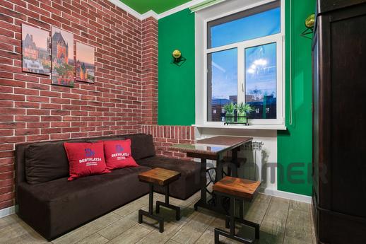 Cozy apartment near Vladykino metro station and Okruzhnaya m