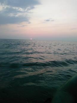 I will hand over separate half-rooms., Chernomorsk (Illichivsk) - apartment by the day