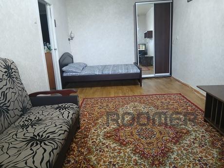 1-roomed apartment for rent at 18, Parko, Chernomorsk (Illichivsk) - apartment by the day