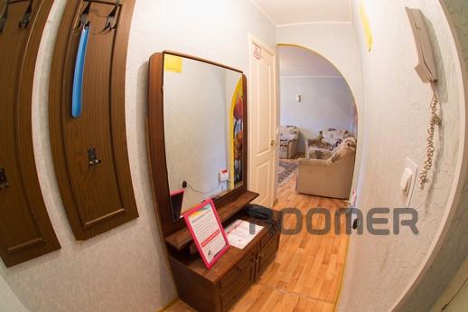 2-bedroom apartment in the city center, Kostanay - apartment by the day