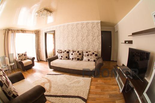 3-room apartment of business class, Kostanay - apartment by the day