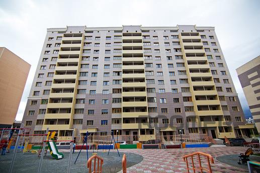 For rent Komsomolskaya St., 279A / 1, Yuzhno-Sakhalinsk - apartment by the day