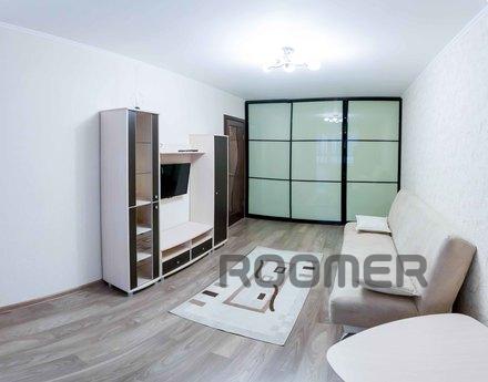 2 bedroom apartment for rent, Tyumen - apartment by the day