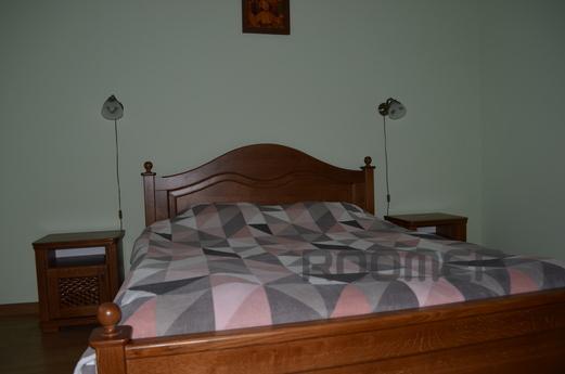 I'm renting an apartment in the cent, Morshyn - apartment by the day