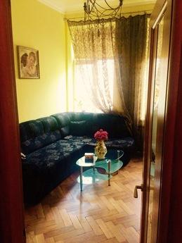 Сдам уютную двухкомнатную квартру со всем необходимым для ко