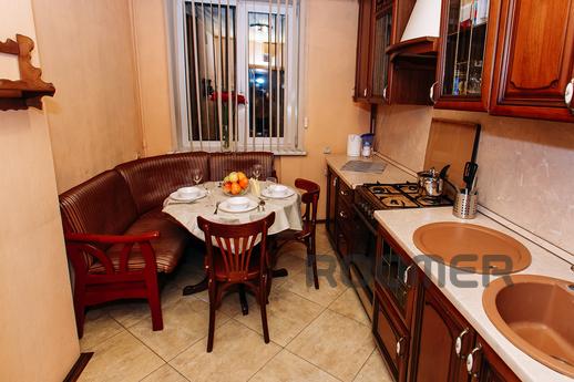 Cozy room near Sukharevskaya metro, Moscow - apartment by the day