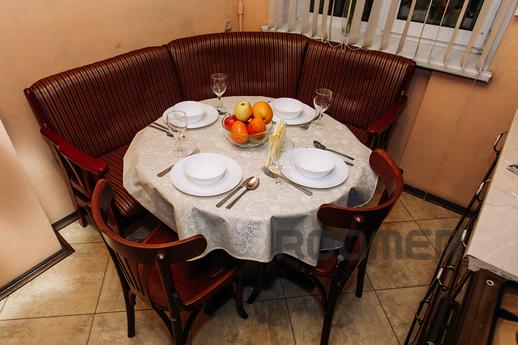 Cozy room near Sukharevskaya metro, Moscow - apartment by the day