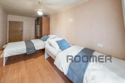 3 bedroom apartment for rent, Novosibirsk - apartment by the day